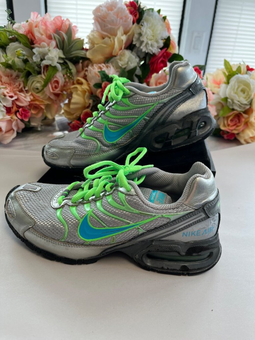 Nike Air Max Torch 4 GS Sneakers Size 5.5Y Gray Green - Picture 6 of 11